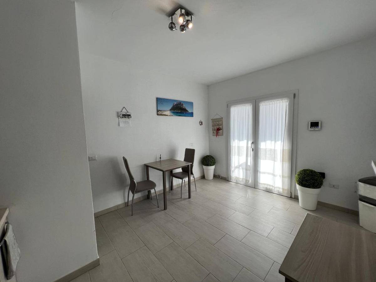 Al Mare Da Francesca Hotel Olbia Exterior photo