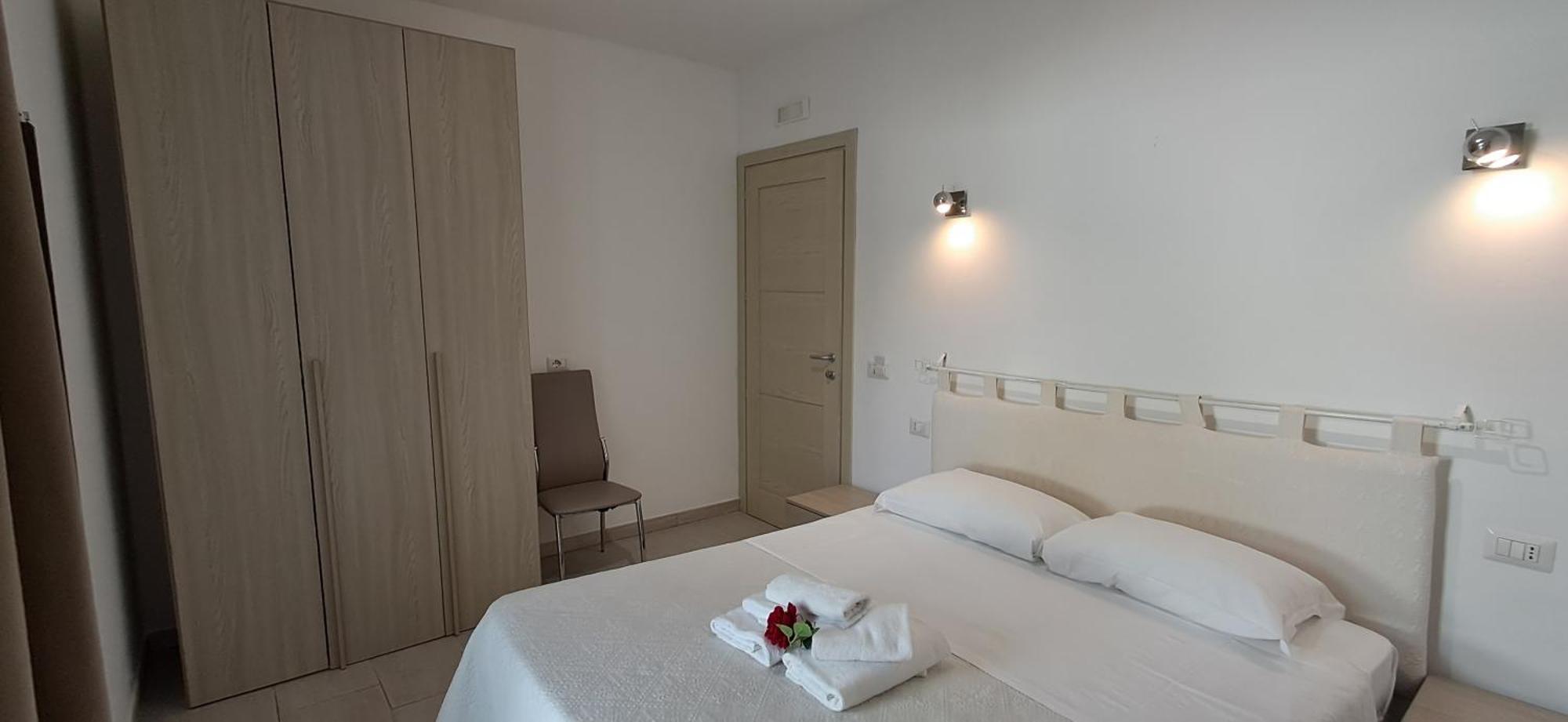 Al Mare Da Francesca Hotel Olbia Exterior photo