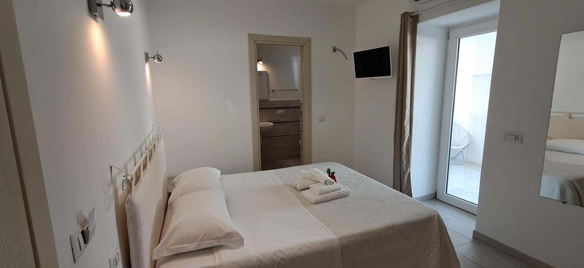 Al Mare Da Francesca Hotel Olbia Exterior photo
