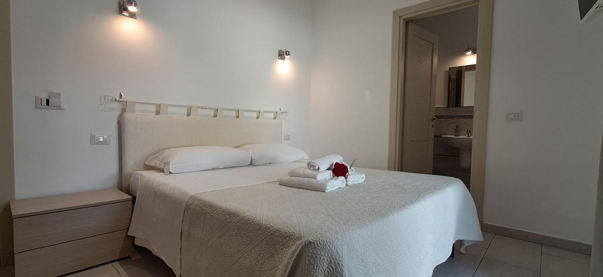 Al Mare Da Francesca Hotel Olbia Exterior photo